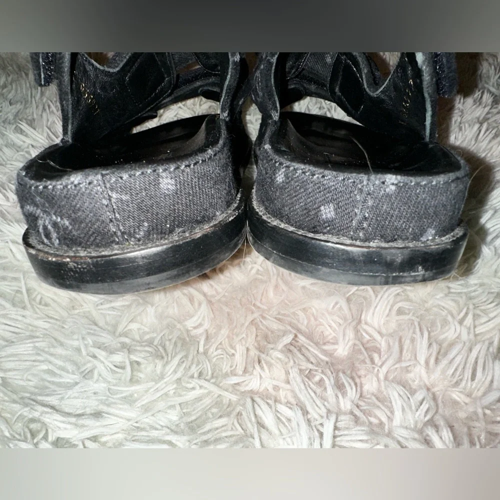 Authentic Chanel CC Logo Slingback Dad Sandals in Black Denim Size 39 - Picture 13 of 16